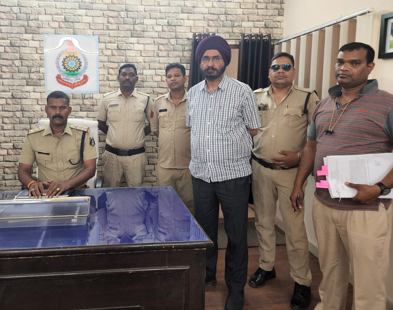 टीआई मनीष नागर की टीम के खाते में जुड़ी एक और सफलता 40 लाख रु की धोखाधड़ी में एक को किया भोपाल से गिरफ्तार