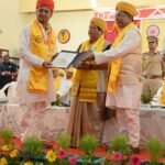 गुरू घासीदास केन्द्रीय विश्वविद्यालय के 9 वें दीक्षांत समारोह में अनिमेष शुक्ला को महामहिम के हाथों गोल्ड मेडल मिला 141 उत्कृष्ट विद्यार्थियों को गोल्ड मेडल तथा 81 विद्यार्थियों को पीएचडी की उपाधि प्रदान की