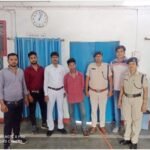 सुपरफास्ट ट्रेन से नाबालिक बरामद चाम्पा आरपीएफ ने चाइल्ड लाइन को किया सुपुर्द