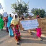 अडानी के सामने “स्वार्थ” क्यों हो जाते हैं बौने ….?