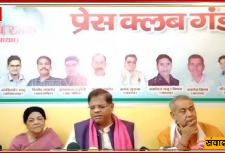 छत्तीसगढ़ मॉडल हो चुका है फेल, इसलिए 70 विधायक,200 पूर्व विधायक सहित प्रदेशभर के कांग्रेसी डाले है खैरागढ़ में डेरा