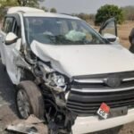 केंदा में पूर्व विधायक उईके और चकरभाठा के कांग्रेस नेता विजय वर्मा की कार में हुई टक्कर