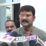 ब्रेकिंग न्यूज़- विधायक प्रकाश नायक ने पुत्र और अन्य साथियों के साथ कोतवाली थाने पहुँच कर कराया सरेंडर