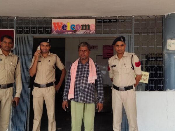 डाटा एंट्री ऑपरेटर की नौकरी लगाने के नाम पर सारंगढ़ की महिला और उसके भतीजे से ठगी…