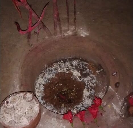 जशपुर :नन्हेसर शिव मन्दिर से चोरों ने शिवलिंग की चोरी की,तहसीलदार ने कहा कल तहकीकात करेंगे