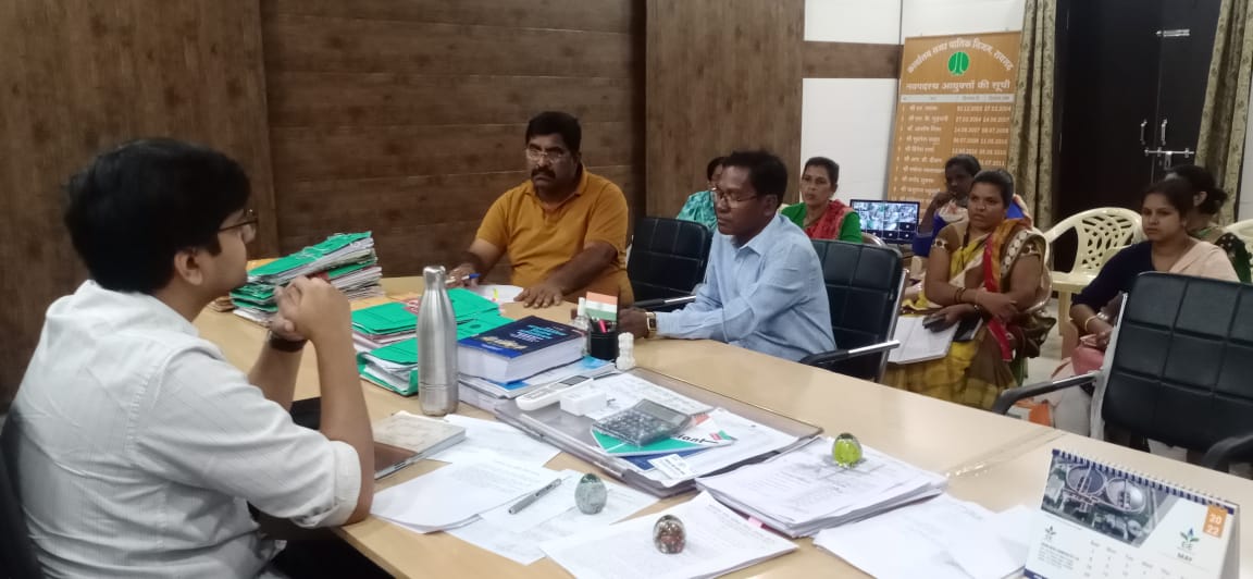 यूजर चार्जर्स के वसूली पर दें ध्यान-कमिश्नर मिश्रा कचरा नहीं देने वालों की सूची बनाने दिए गए निर्देश