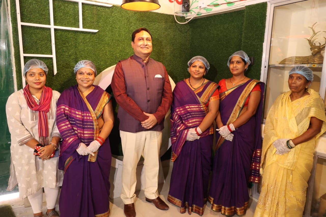 सेहत को स्वाद के साथ जोडऩे का अभिनव प्रयास है मिलेट्स कैफे-संभागायुक्त डॉ.संजय अलंग