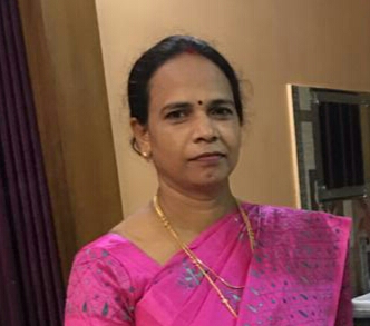 ग्रामीणों के विरोध पर जि पं सदस्य रामेश्वरी विजय बहादुर जगत द्वारा सिल्ली पोड़ी रोड में मुरूम के जगह पिचिग कर मिट्टी डालने पर काम रूकवाई