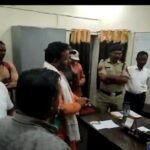 स्वामी आत्मानन्द स्कूल शिक्षक भर्ती में  गड़बड़ियों को लेकर हंगामे का मामला हाई लेबल तक पहुँचा  भाजपा विरोध की  रणनीति तैयार करने में लगी