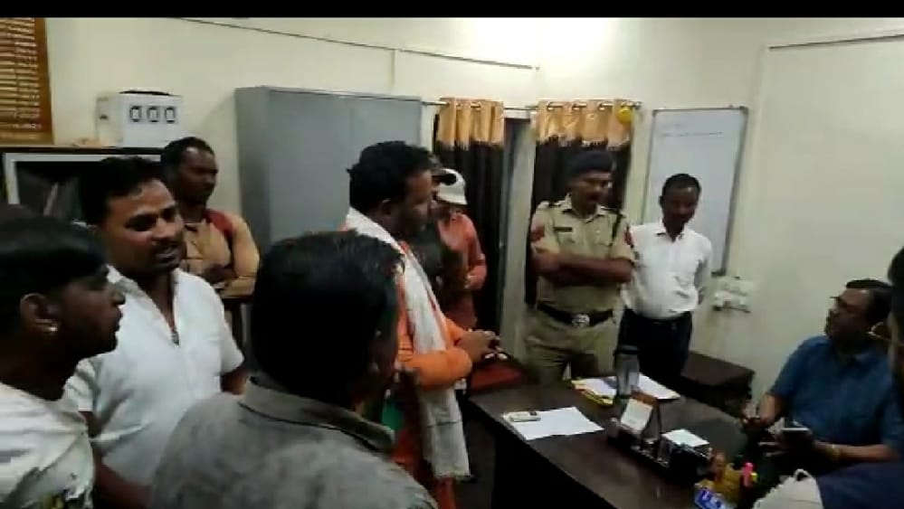 स्वामी आत्मानन्द स्कूल शिक्षक भर्ती में  गड़बड़ियों को लेकर हंगामे का मामला हाई लेबल तक पहुँचा  भाजपा विरोध की  रणनीति तैयार करने में लगी