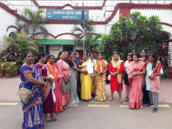 काजल मसंद की  हत्या को लेकर आक्रोशित भाजपा महिला मोर्चा ने पुलिस अधीक्षक से मुलाकात कर हत्यारों को जल्द पकड़ने की मांग की