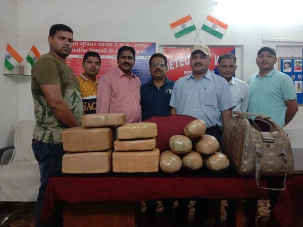 ऑपरेशन नारकोस” के तहत रेसुब रायपुर को मिली शानदार सफलता एक लाख अस्सी हजार का 36 किलोग्राम गांजा बरामद