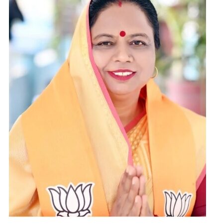 मुख्यमंत्री शिवराज की उपस्थिति में प्रदेश भाजपा ने 13 महापौर प्रत्याशियो की पहली लिस्ट जारी मालती राय भोपाल और मीना जाटव कटनी