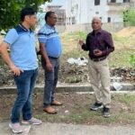 शहर के विद्युत व्यवस्था के निरीक्षण में पहुंचे कार्यपालक निदेशक<br>खराबियों को तत्काल सुधारने के दिये निर्देश