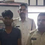 जूटमिल पुलिस की टाऊन पेट्रोलिंग के हाथ आया चोरी की बैटरी के साथ आरोपी…..