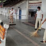 आजादी के 75 वर्ष पूर्ण होने के उपलक्ष्य में . रेसुब बल पोस्ट रायगढ़ ने प्लेटफार्म में की साफ सफाई