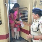 आजादी के 75 साल पूर्ण होने के उपलक्ष्य में…रोजाना रेल यात्रियों की रेसुब राजनांदगांव प्यास बुझा रहा
