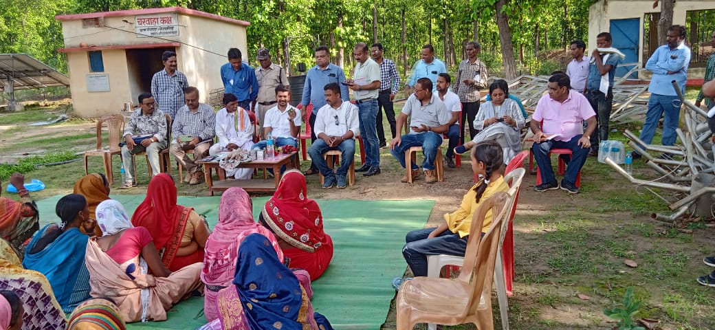 जिला सीईओ नूतन कंवर ने पाली ब्लाक के 4 ग्राम पंचायतों के गौठान ,चरागाह का किया निरीक्षण