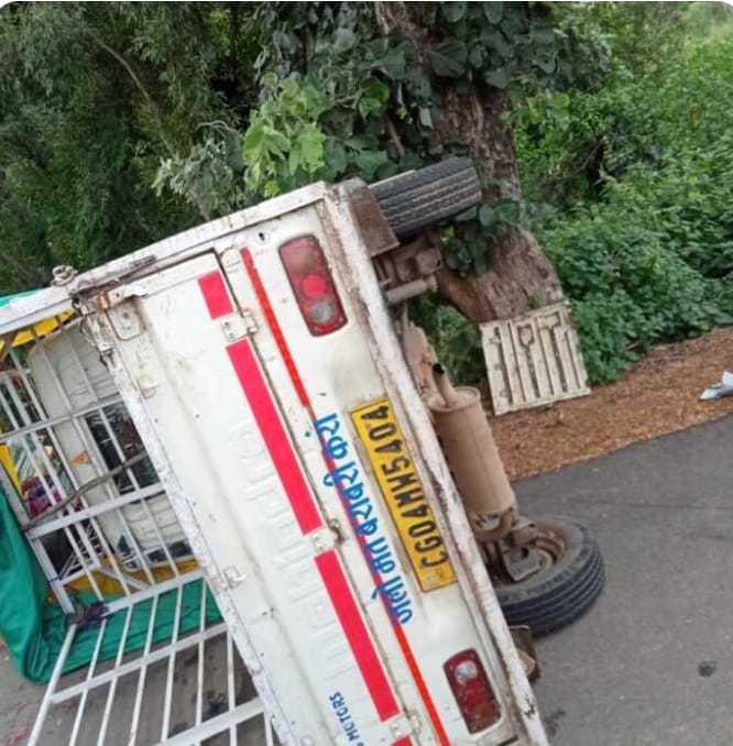 KORBA:सड़क हादसे में 12 से ज्यादा लोग घायल,2 की हालत गंभीर