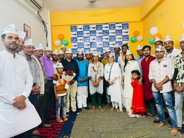 आम आदमी पार्टी यूथ विंग का जिला कार्यालय बिलासपुर मंगला चौक सीएलसी प्लाजा में हुआ उद्घाटन