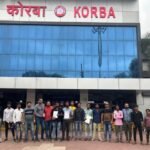 युवक कांग्रेस ने कोरबा रेल्वे स्टेशन परिसर को गंगाजल छिड़ककर पढ़ी  हनुमान चालीसा रेलवे प्रबंधन के मनमानी के खिलाफ