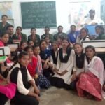 सरदार भगत सिंह महाविद्यालय बेलगहना के छात्रों ने  श्रीमति मुर्मू  के राष्ट्रपति निर्वाचित होने पर मिठाई बांट कर बधाई प्रेषित की