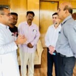 विधायक शैलेष पांडेय बोले बिलासपुर ज़ोन सबसे कमाऊँ ज़ोन फिर सुविधाओं से वंचित क्यों ? रेलवे बोर्ड अध्यक्ष ने दी सहमति और कहा बिलासपुर ज़ोन का करेंगे कायाकल्प और पुनर्विकास