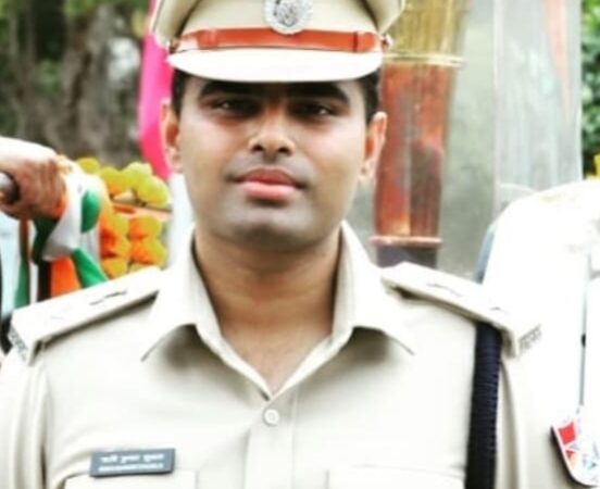 ब्रेकिंग न्यूज़ : रेसुब बिलासपुर के वरिष्ठ मंडल सुरक्षा आयुक्त ऋषि कुमार शुक्ला का सेंट्रल रेलवे मुंबई तबादला उनकी जगह दिनेश सिंह तोमर होंगे नए मंडल सुरक्षा आयुक्त