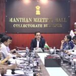 स्वतंत्रता दिवस पर इस साल भी नहीं होंगे सांस्कृतिक कार्यक्रम जर्जर शासकीय स्कूलों की प्राथमिकता<br>से की जाएगी मरम्मत: कलेक्टर