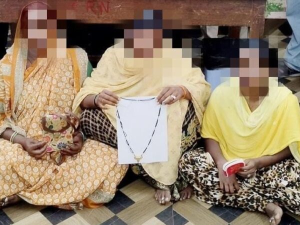 रेसुब गोंदिया को मिली शानदार कामयाबी ……… नागपुर की महिला गैंग रेसुब गोंदिया के हत्थे चढ़ी यात्री समान चोरी करती थी इनके कब्जे से हजारो के आभूषण बरामद