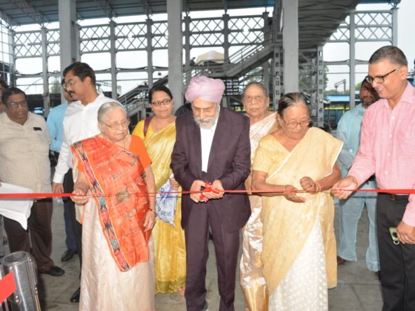 विभाजन विभीषिका स्मृति दिवस के उपलक्ष्य में दक्षिण पूर्व मध्य रेलवे के बिलासपुर स्टेशन सहित 22 स्टेशनों व 05 रेलवे स्कूलों में प्रदर्शनी का आयोजन