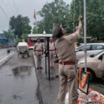रेसुब रायगढ में प्रभारी राजेश वर्मा ने ध्वजारोहण कर ली सलामी