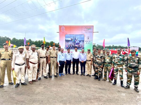 सराईपाली ओपन कास्ट परियोजना में आजादी का अमृत महोत्सव की रही धूम, गिरते बारिश के बीच शान से लहराया तिरंगा, उत्कृष्ट कार्य करने वाले हुए पुरस्कृत