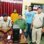 आरपीएफ डी. के. शास्त्री की टीम ने बलौदाबाजार के पलारी में मारा छापा 15 अवैध ई टिकटो के साथ फोटो स्टूडियो संचालक चढ़ा हत्थे