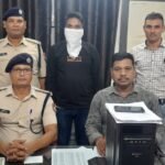 रेसुब रायपुर के चगोरा भाटा के ऋषभ कंप्यूटर में मारा छापा बारह हजार से अधिक के 6 ई टिकट बरामद