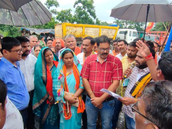 सात सूत्रीय मांगों को लेकर छाल भाजपा ने किया खेदा पाली चौक में चक्का जाम