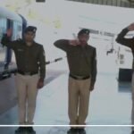 अखिल भारतीय रेलवे सुरक्षा बल स्तर पर आयोजित शॉर्ट वीडियो क्लिप प्रतियोगिता में उत्कृष्ट प्रदर्शन पर रेलवे सुरक्षा बल, दक्षिण पूर्व मध्य रेलवे की टीम को महानिदेशक, रेलवे सुरक्षा बल द्वारा सम्मान