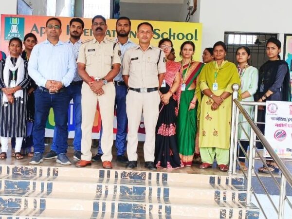 पाली थाना प्रभारी के द्वारा निजात जागरूकता अभियान के तहत अपेक्स इंटरनेशनल स्कूल पाली में नशामुक्ति साइबर ठगी,एवं यातायात संबंधित दी गई जानकारी