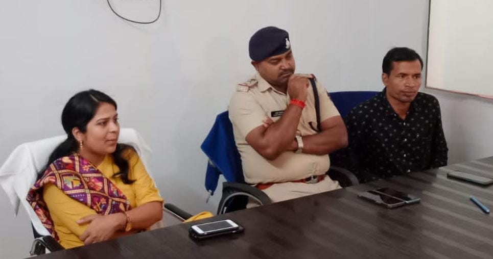 एसडीएम यादव ने पाली थाना में दुर्गा पूजा, दशहरा, ईद-ए-मिलाद एवं दीपावली पर्व शांति पूर्वक मनाने शांति समिति की बैठक ली