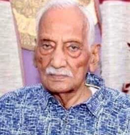 शोक समाचार“ 1942 के सेनानी पं गंगा प्रसाद बाजपेयी (92 वर्षीय)का दुखद निधन”, सेवानिवृत न्यायमूर्ति सी बी बाजपेयी,पूर्व विधायक चन्द्र प्रकाश बाजपेयी, विद्युत मंडल एस ई चन्द्र मोहन बाजपेयी, अध्यक्ष ज़िला अधिवक्ता संघ चन्द्र शेखर बाजपेयी के पिताश्री थे