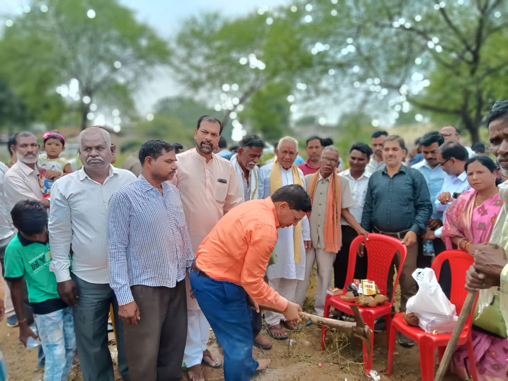 : जांजी में हर घर पहुंचेगा पानी डॉ. बांधी ने भूमिपुजन कर रखी पानी टंकी सहित पाइप लाइन विस्तार कार्यों नींव