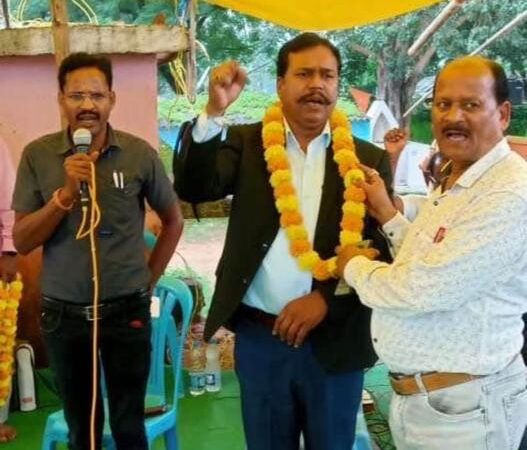 *दीपावली पूर्व डीए की सौगात मिलने पर अधिकारियों , कर्मचारियों में हर्ष