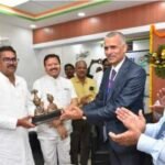 देश के 75 जिलों के साथ डिजिटिल बैंकिंग के धरातल पर उतरा महासमुन्द