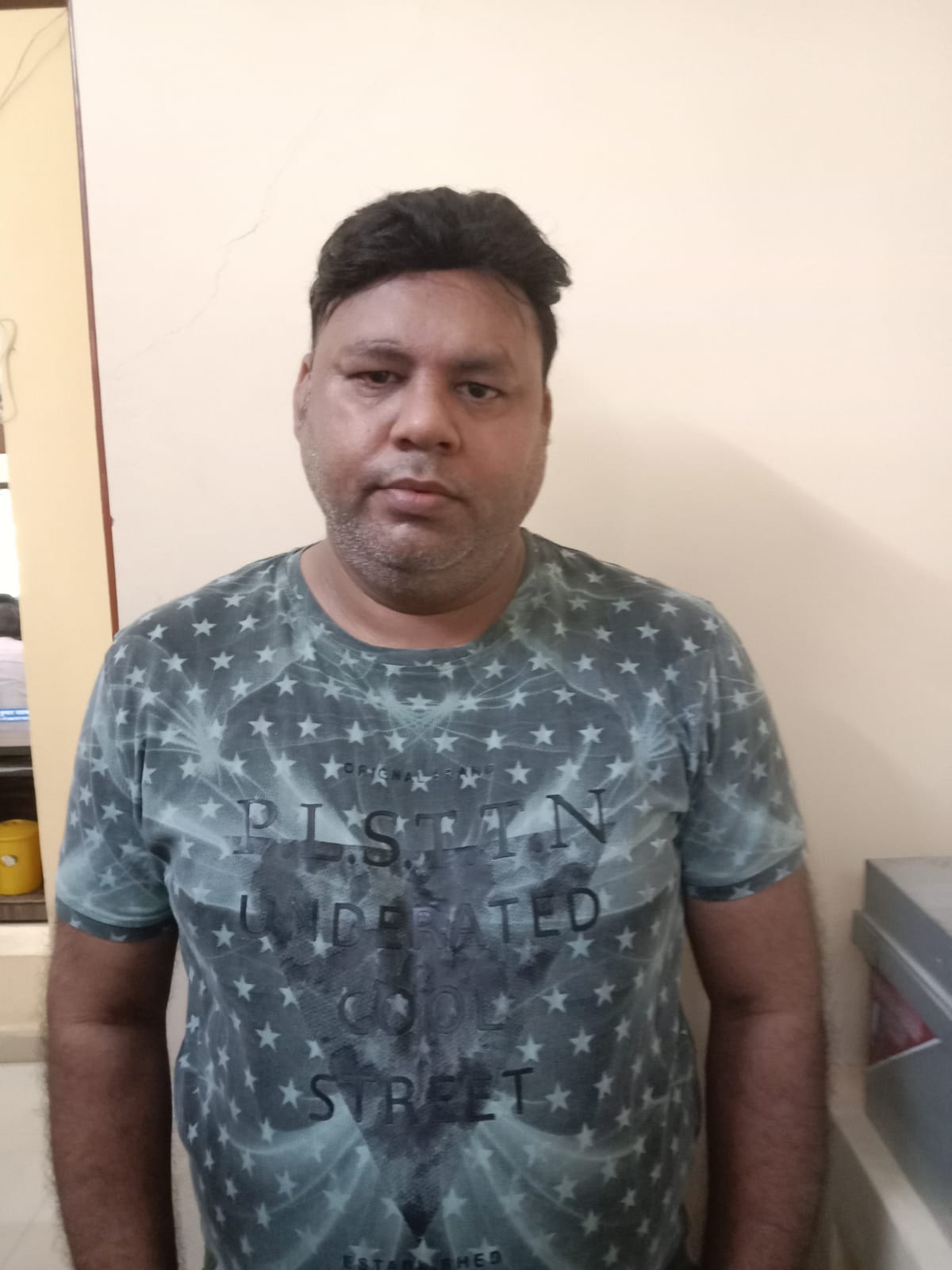 डेढ़ लाख रुपए से अधिक के फटाके जब्त, संचालक पर #विस्फोटक अधिनियम के तहत कार्यवाही……