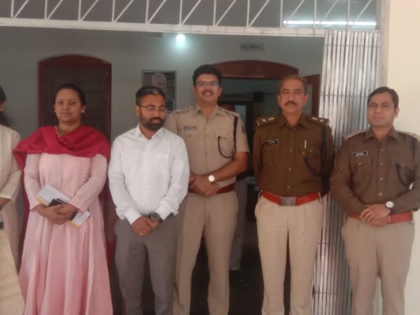 महासमुंद जिले के सरायपाली में हुई इंटरस्टेट कलेक्टर व पुलिस अधीक्षको की मीटिंग