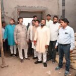 निर्माणधीन कांग्रेस भवन का कांग्रेसियों ने किया अवलोकन सुशील सन्नी अग्रवाल ,विधायक प्रकाश नायक महापौर जानकी काटजू ने निरीक्षण किया