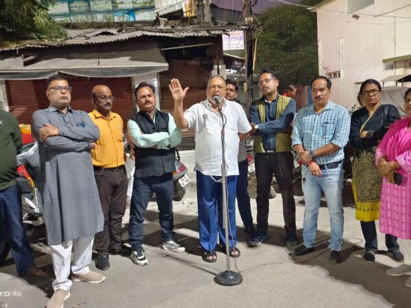 सरकार का तुगलकी फरमान बेतहाशा बिजली बिल वृद्धि के विरोध में भाजपा का नुक्कड़ सभा