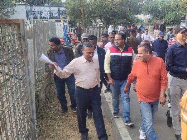 मंडल रेल प्रबंधक प्रवीण पाण्डेय द्वारा बिलासपुर-शहडोल सेक्शन का निरीक्षण,शहडोल स्टेशन में उपलब्ध यात्री सुविधाओं एवं स्वच्छता का लिया जायजा