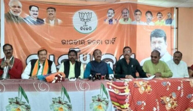 ओडिसा: पदमपुर उपचुनाव से पहले कांग्रेस के पूर्व सांसद संजय भोई भाजपा में हुए शामिल