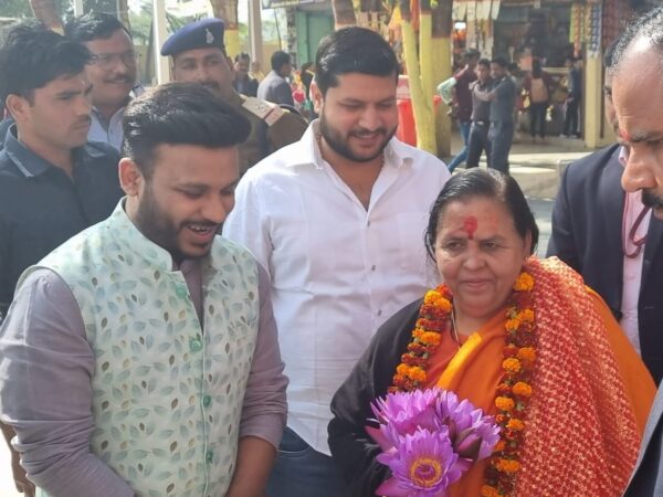 वरिष्ठ भाजपा नेत्री एवं मध्य प्रदेश की पूर्व मुख्यमंत्री उमा भारती रतनपुर पहुंचकर मां महामाया की दर्शन पूजा अर्चना कर देश के लिए मांगी खुशहाली.